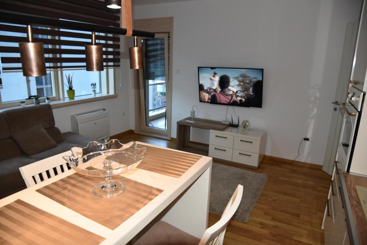 Apartment Lux Fontana Budva Extérieur photo